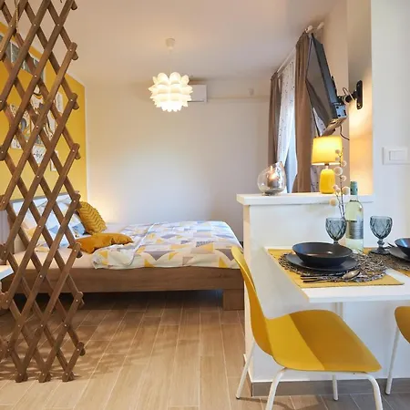Yellow Apartment *